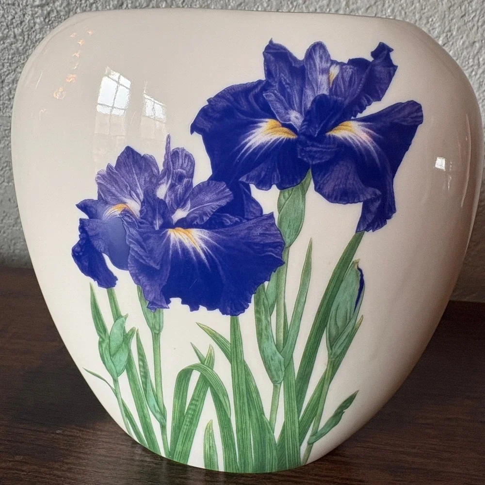 Yamaji Mid‎ Century Japan Iris Floral Porcelain Vase Blue Botanical Style